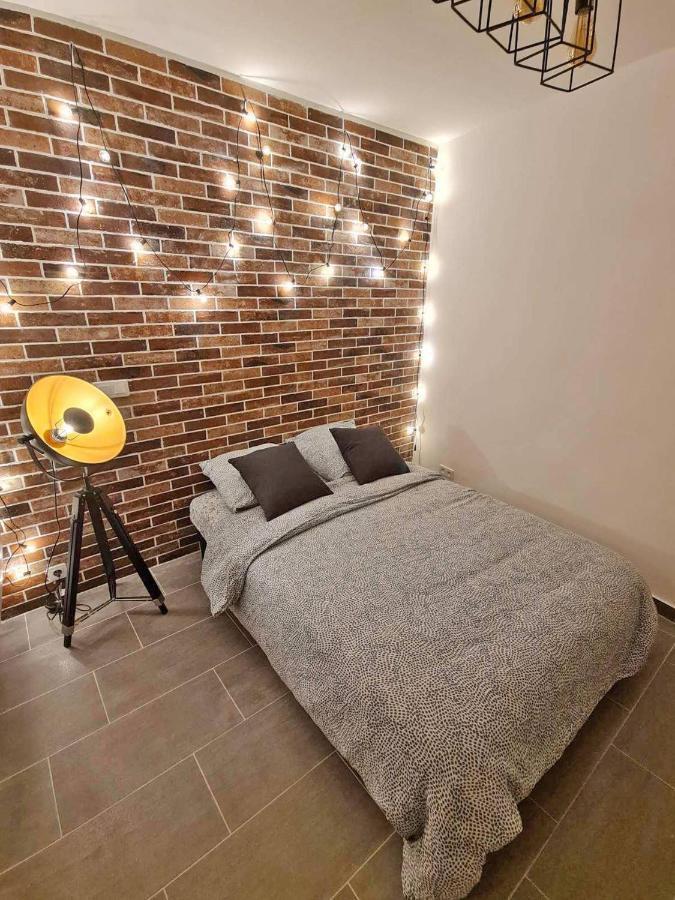 Gregbnb - Centre Ancien - T2 Style Loft Toulon Buitenkant foto